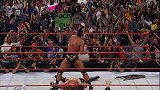 WWE-18年-经典时刻：爆裂震撼2000 奥斯丁铁椅暴打麦克曼一家助力强森-精华