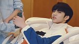刘耀文  刘耀文体验分娩痛  时代少年团 咱爸真的是亲爹了，小宋这笑声也绝对是亲兄弟