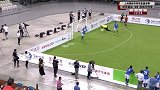 西班牙收获单刀机会 对手门将奋勇出击倒地化解