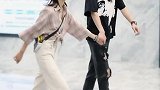 运动套装 小姐姐好机智 你们喜欢这个小姐姐吗