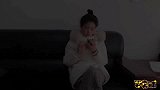 经典搞笑：酒鬼老公要去喝酒，机智媳妇当场吟诗一首诗