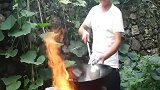 两兄弟吃干锅黑鱼仔，麻辣味，一次吃5斤，鱼刺都不用吐