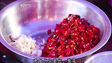 教你做鲶鱼特色新吃法，肉质香嫩好吃下饭，出锅时馋得我流口水！