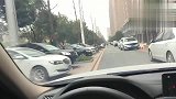 窄路过道侧方位停车技巧，新手学会这一招，很快变老司机