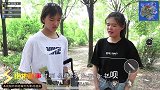 绝地求生真人版：匹配到抠门队友，捡双枪不分一个，倒了也没人扶
