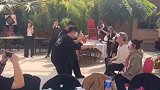 这是一点默契都没有