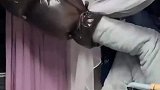 小姐姐你这么取暖有没有考虑过后果