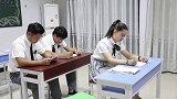 全班放假30天，同学全都回家了，老师措手不及