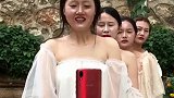 这才是网红的真实面目，怪不得大街上没有漂亮小姐姐
