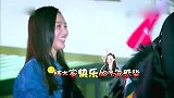 王祖蓝变“举牌裁判”闪亮登场，吓坏跑男团