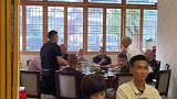 女子订婚时人不在家