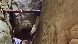 张家界夹儿沟，全程在一线天峡谷攀爬，户外线路，游客慎入！