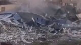 俄罗斯一超市发生强烈爆炸后坍塌变废墟 现场搜救画面曝光