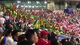 重返世界杯欣喜异常 塞内加尔球迷看台载歌载舞