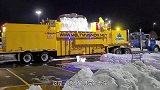 国外发明融雪卡车，积雪在车厢内融化成水排出，原理是什么？