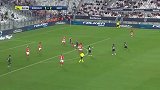 第53分钟波尔多球员奥塔维奥射门 - 打偏
