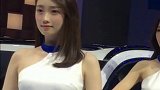 车展就是来看车模，这美女让我直接没有抵抗力，好想把她娶回家！