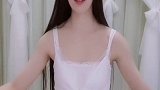 秘书女神跳肚皮舞，舞姿秀出时尚自信感