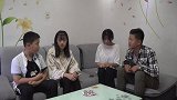 女孩捡到弃婴独自照顾八年，孩子的做法感人