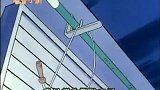 小葵爬到了屋顶上，这下小新该怎么救出她呢