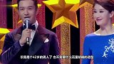 瘦了黄晓明久违晒自拍顶“小卷毛”露尖下巴