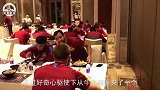 河南嵩山一线队吃饺子实录 王上源一人就干了两大碗