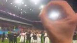 五指山嘲讽！挪威大胜以色列，球迷疯狂嘲讽以色列球迷和球员