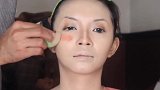 妹子素颜去相亲被嫌弃，化完妆后变美女，男神对她一见钟情
