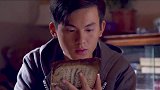 小伙偷偷摸摸跟踪二婶，竟把家里的腌菜方子偷走了，想要干什么