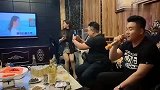 我最不喜欢跟这样的人来唱歌了！