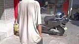 女子想给乞丐买饭，却被乞丐说不稀罕有骨气