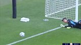 第50分钟悉尼球员祖维拉射门 - 打偏