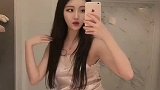 腿上写的啥
