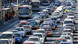 国内车市进入“寒冬”，越来越多的人不愿意买车，这些原因很现实