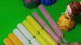 贝儿公主买了果冻，分给白雪两个，贝儿对白雪真好！