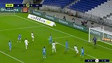 下半场补时第5分钟里昂球员孟菲斯射门 - 打偏