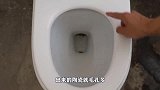 马桶里撒一把，不管多脏多厚的污垢，用水一冲就干净，简单又实