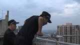 命大！重庆11岁男孩顶楼看风景 从30楼顶坠落奇迹生还
