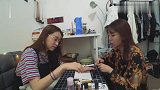 刘人语做技师的一天，给吉利利做美甲，工具都要顾客提供的技师