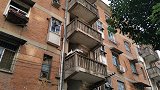 合肥一老旧红楼内发现两具尸体 正在进一步调查