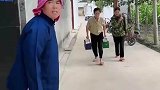 天下真有这样嫌贫爱富的父母吗？