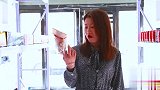 美女花1元让老板泡方便面，没想只有汤没有面，太搞笑了