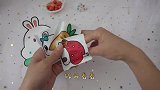 拆小兔兔包包盲盒 会有什么惊喜呢？