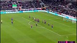 第43分钟水晶宫球员米利沃耶维奇射门 - 打偏