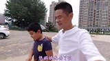 去岳母家蹭饭，4个菜一盆手擀面，丈母娘手艺好，小闹女儿奴上身