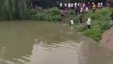百斤大鱼，齐心合力