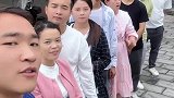 同学聚会应到50人，实到10人