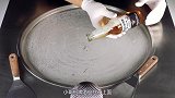 小伙突发奇想，用啤酒制作冰淇淋，成品出来时全场沸腾了！