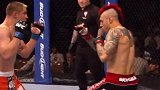 UFC红毛丹哈迪强势TKO 左手重拳令对手丧失平衡