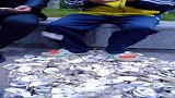 用生蚝做一套衣服，真好看